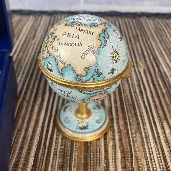 Halcyon Days Enamels Pedestal World Terrestrial Globe Miniture Desk Clock - Picture 4 of 13